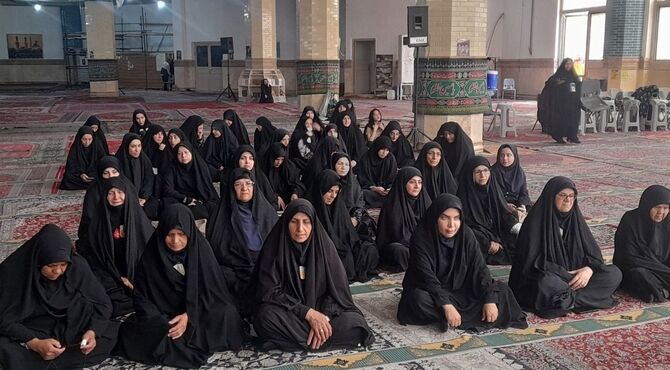 اهمیت برپایی نماز جمعه انگیزه حضور خادمین مصلی شهرستان قدس