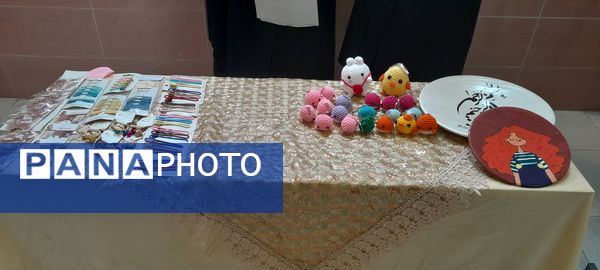 جشنواره نوجوان خوارزمی تلفیقی از علم و عمل در دبیرستان استعدادهای درخشان فرزانگان ملارد