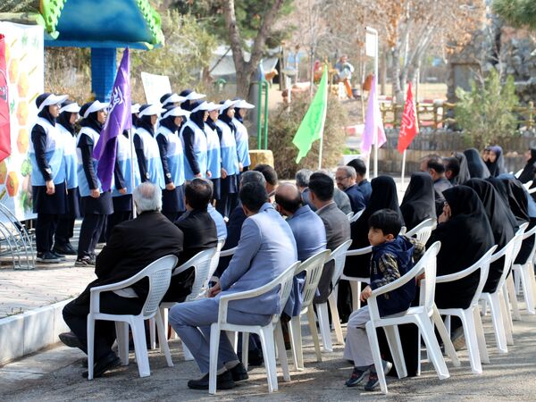 بوستان برنا در مشهد آغاز به کار کرد