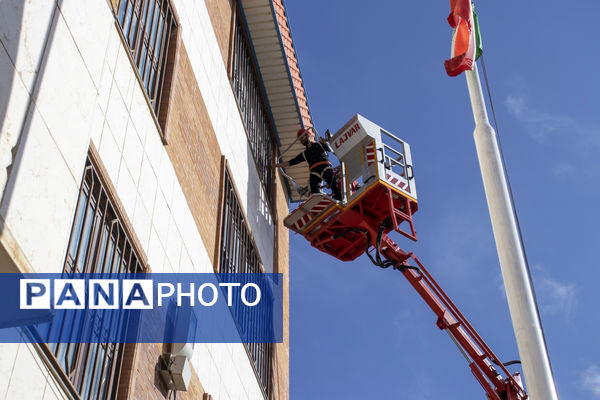 برگزاری مانور سراسری زلزله و ایمنی در مدارس شهرستان محلات 