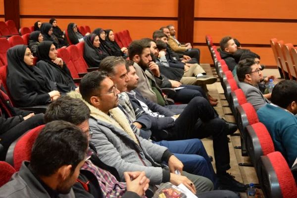 نشست هم‌اندیشی معاونان و مربیان پرورشی بهارستان 2