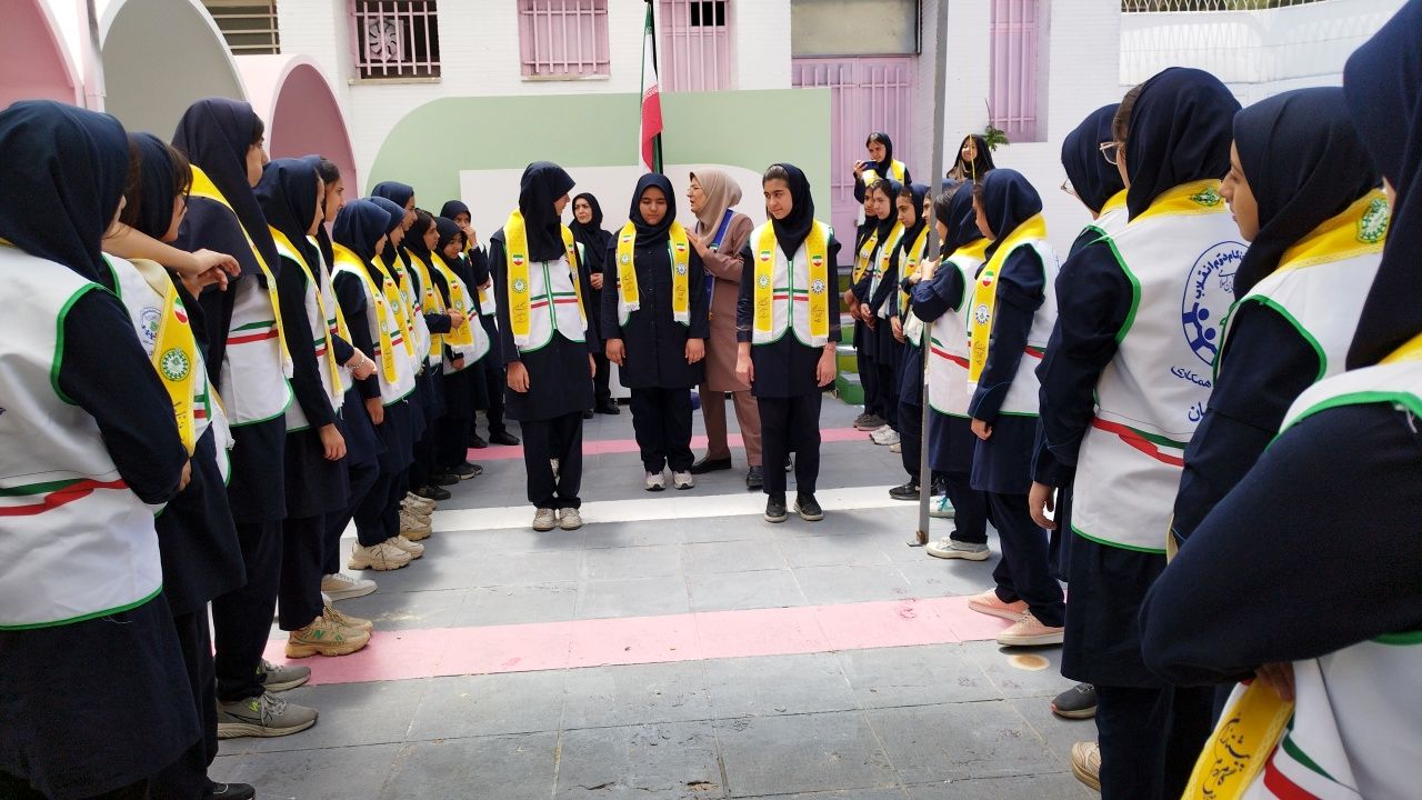 اردوی آموزشی مهارتی پیشتازان دختر آموزش و پرورش ناحیه ۳