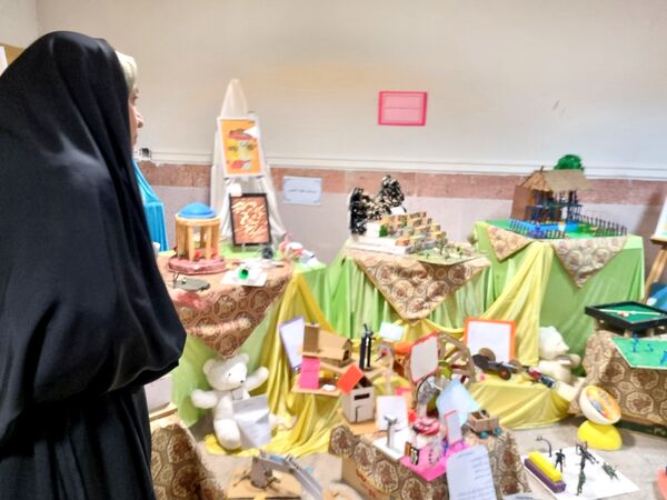 نمایشگاه تجلی امید ۲ در منطقه ۱۳ 