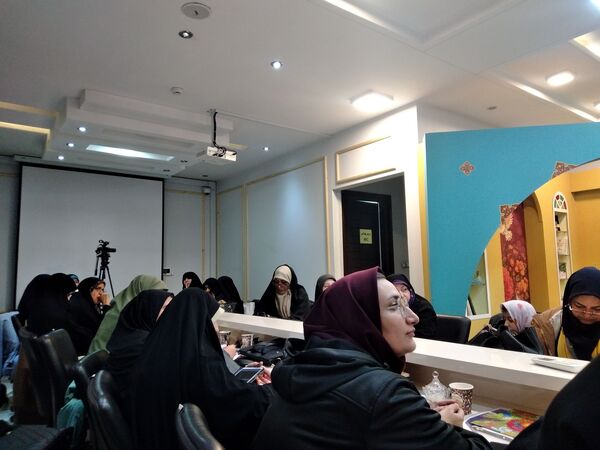 رونمایی پویش ملی کتابخوانی مهمان حرم 