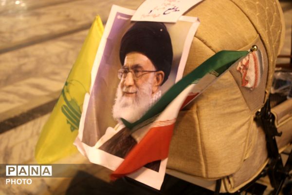 غرفه دهه نودی ها در هشتاد و دومین شب از اجتماعات مردمی نیشابور 