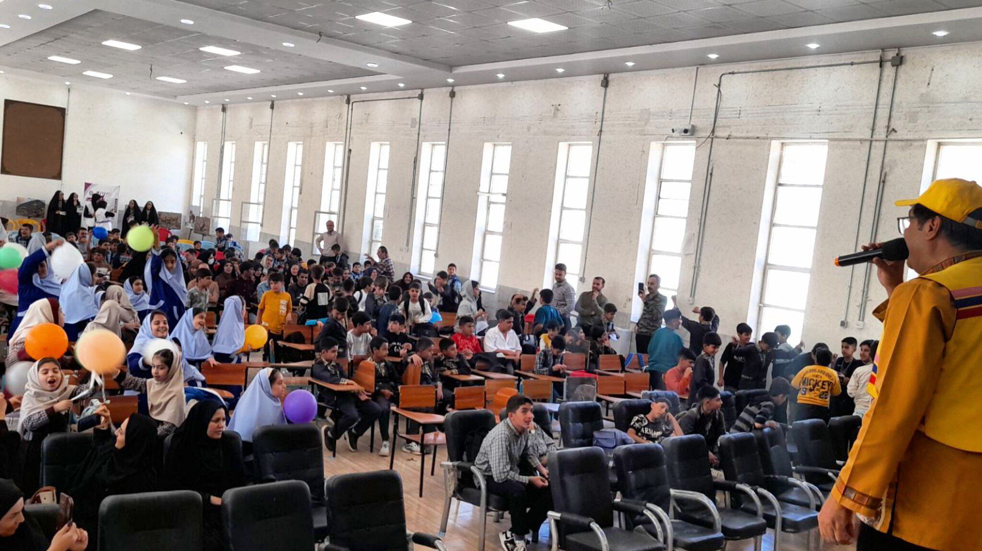 شلمزار در هفته کودک، میزبان جشن لبخندها و دنیای رنگارنگ کودکی شد
