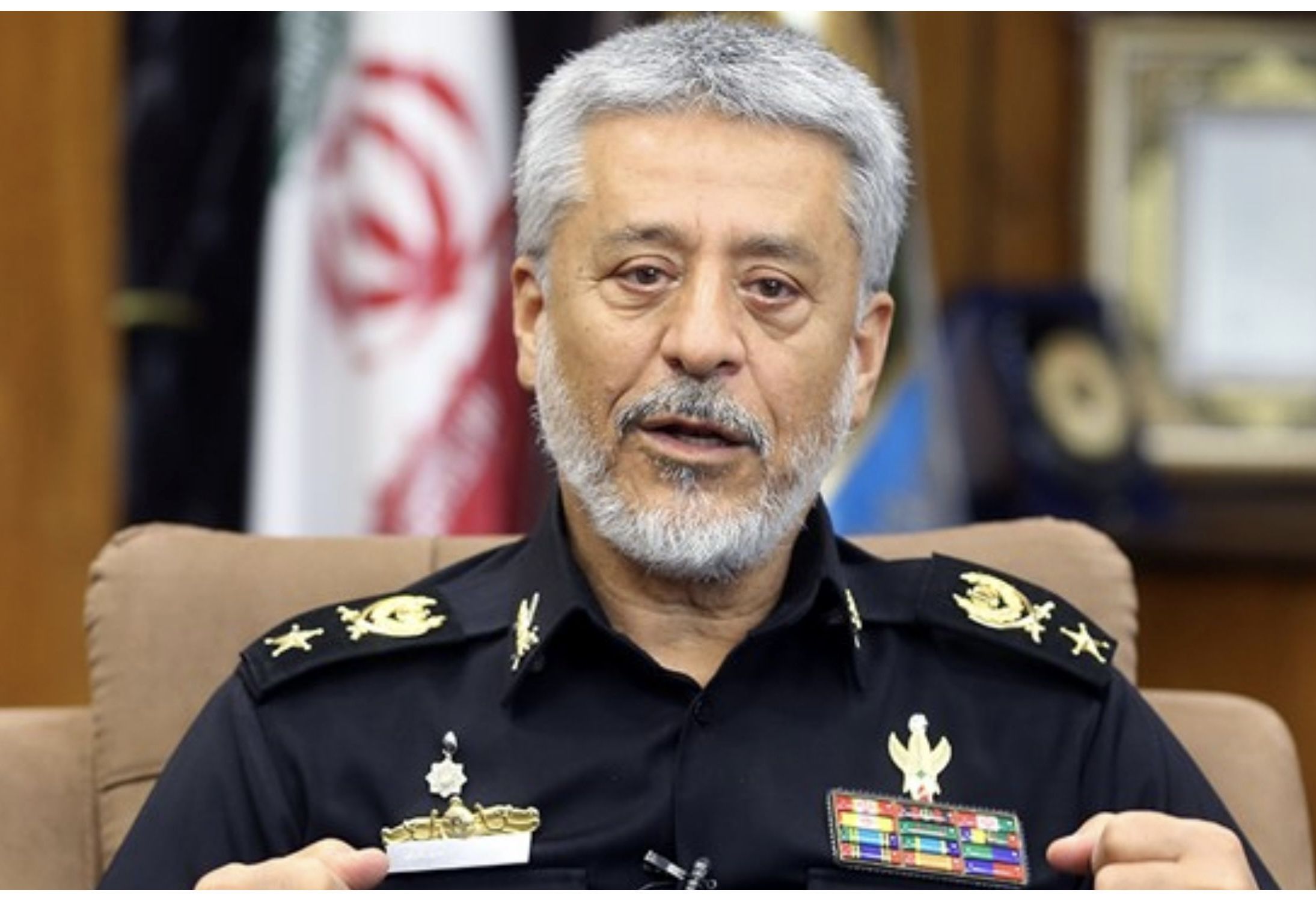 بازدید دریادار سیاری از قرارگاه پشتیبانی ستاد ارتش