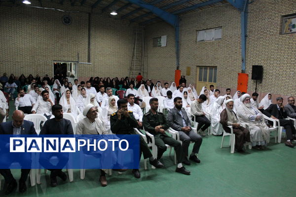 جشن چتری برای آرامش در شهر درق