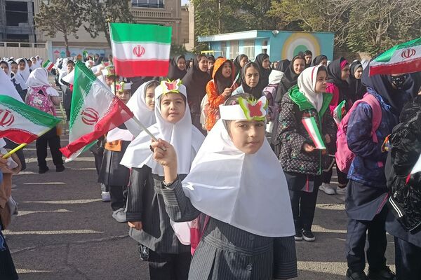 دانش‌آموزان شهریاری روز اول سال تحصیلی را به پایان رساندند