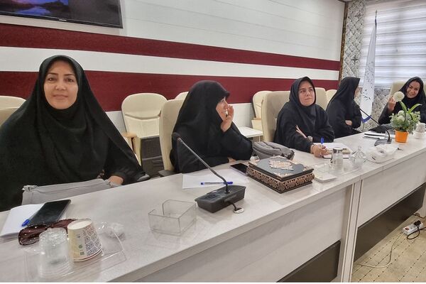 برگزاری کارگاه‌های آموزشی مهارت ارتباط مؤثر و سبک زندگی اسلامی-ایرانی ویژه رابطین امور بانوان منطقه کهریزک 