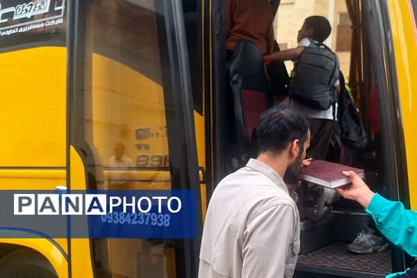 بزرگ مردان کوچک به سرزمین نور رهسپار شدند