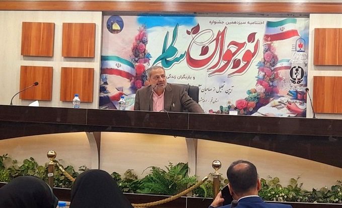 توجه به نماز موجب افزایش ایمنی در برابر آسیب‌های اجتماعی است