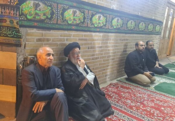 مراسم وداع با شهید امنیت هادی میرآبادی در مسجد جامع شهرستان نیشابور 
