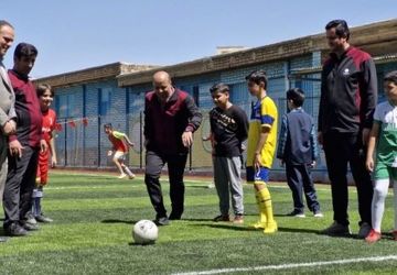 افتتاح ۲۲ پروژه ورزشی میدان همدلی با حضور معاون وزیر آموزش و پرورش در اراک