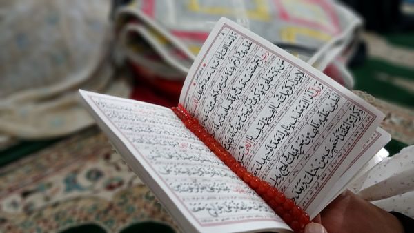 جوانه‌های بندگی در دیشموک؛ حضور پرشور دختران در اعتکاف