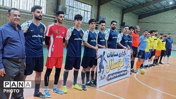 مسابقات قهرمانی فوتسال هفته دفاع مقدس به میزبانی حوزه بسیج بیرانشهر