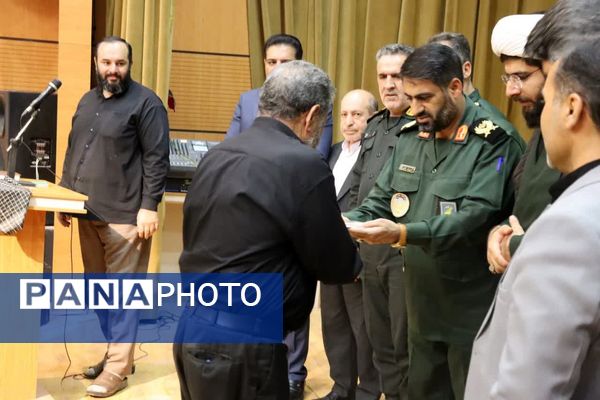 مراسم چهلم شهدای اقتدار در کوهدشت با حضور فرمانده سپاه حضرت ابوالفضل لرستان