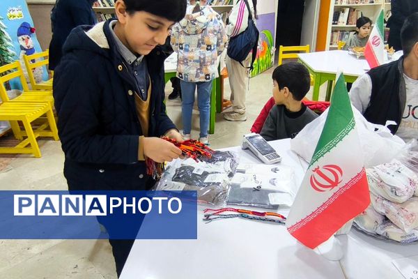 غرفه کار آفرینی و غرفه بازی به مناسبت دهه فجر در کانون پرورش فکری اندیشه