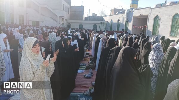 اقامه نماز عید فطر در مسجد امام سجاد  نیشابور 