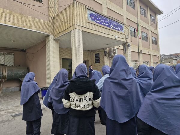 جشن روز جهانی دختر در دبیرستان بهار آزادی قائمشهر