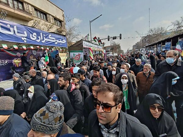 حضور میلیونی ایرانیان در جشن‌ پیروزی انقلاب اسلامی 