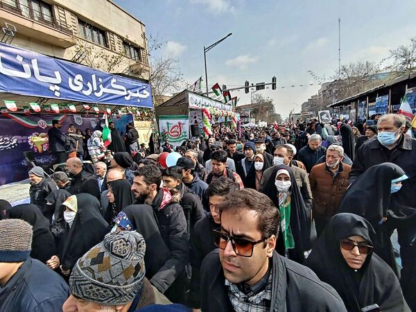 حضور میلیونی ایرانیان در جشن‌ پیروزی انقلاب اسلامی 