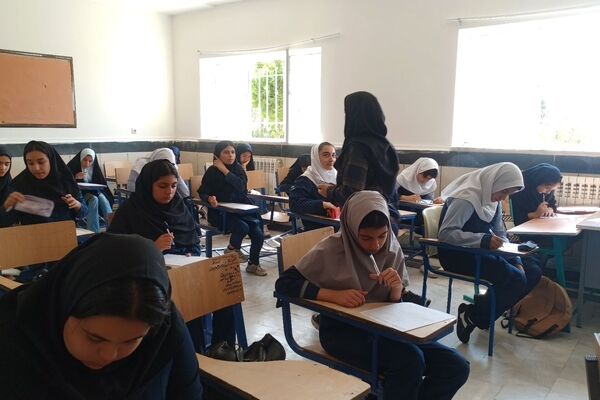 آزمون طرح رشد در دبیرستان دخترانه شهید حسن انصاری 