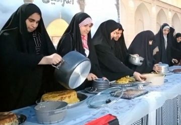 پخت غذای مقلوبه زنان برازجانی