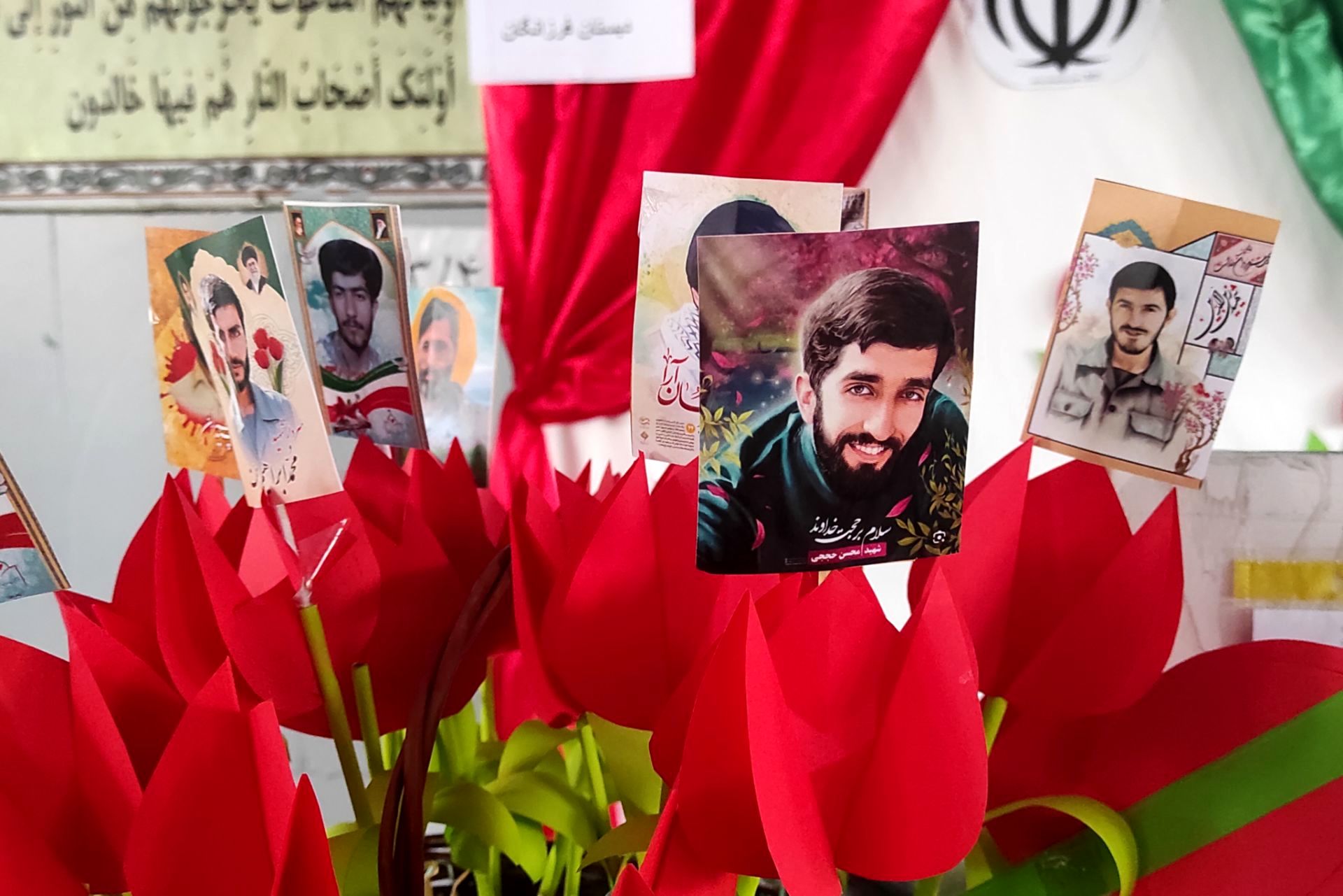 برگزاری جشن‌های باشکوه پیروزی انقلاب اسلامی در مدارس رباط‌کریم