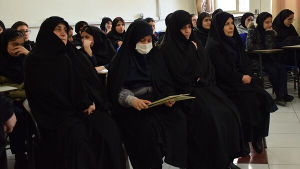 افتتاح اتاق بسیج دبیرستان فاطمیه ناحیه یک کرج