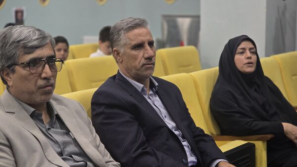 کاروان تجهیزات نوسازی، راهی مدارس اصفهان شد
