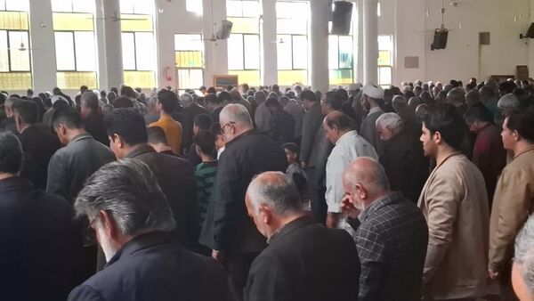 حلقه‌های میقات الصالحین باحضور دانش‌آموزان در مصلی شهرستان دامغان