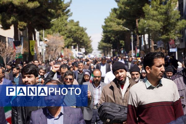 طنین فریاد قدس در خیابان‌های تربت حیدریه 