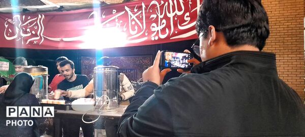 تجمع مردم غیور در مسجد جامع شهرستان نیشابور 