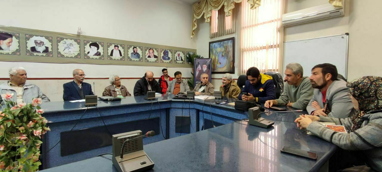 انجمن‌های ادبی زرین‌کوب و اوستا، محفل‌های فرهنگی و هنری بروجرد را روشن می‌کنند