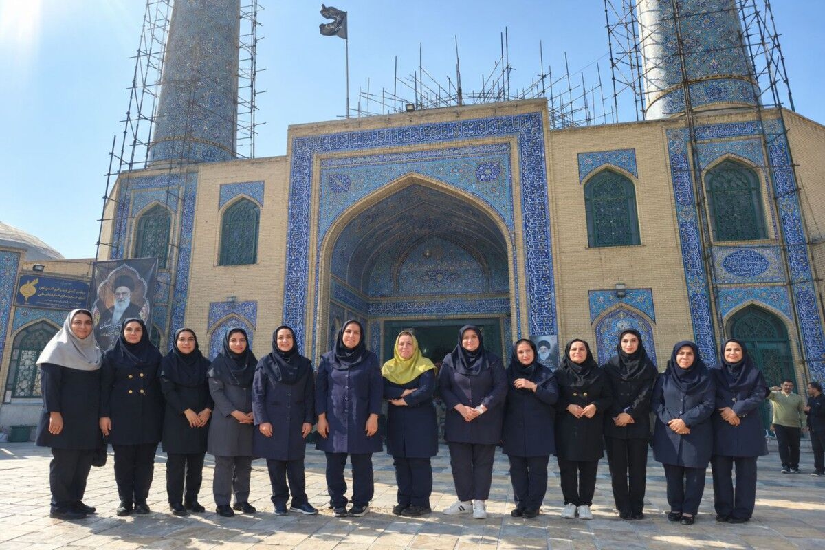 حضور فرهنگیان در نمازجمعه گامی برای تقویت پیوند مدرسه و ارزش‌های دینی است