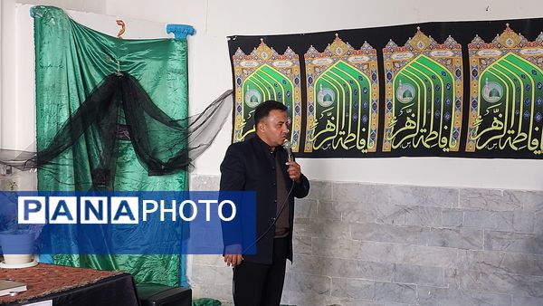 برگزاری مراسم دهه فاطمیه در دبیرستان فاطمه الزهرا(س)