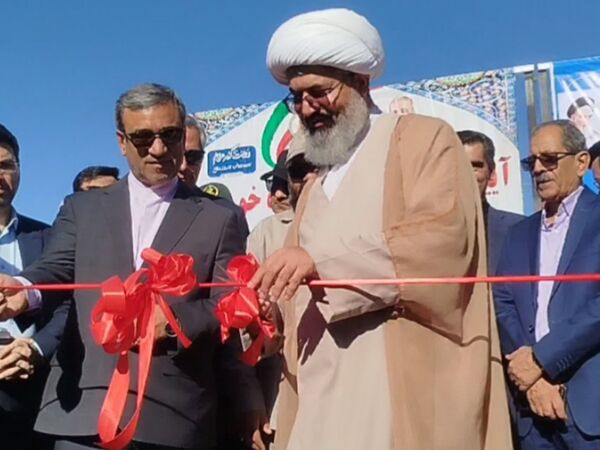 افتتاح نیروگاه خورشیدی ۳ مگاواتی (پیشرو صالح)  کاشمر با حضور استاندار خراسان رضوی
