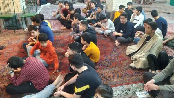 حال و هوای دانش‌آموزان یزدی در اعتکاف دانه‌های امید