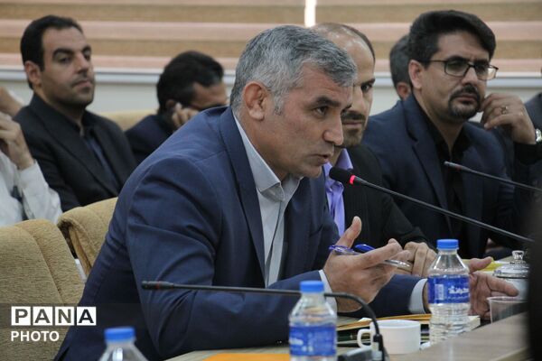 نشست ستاد پروژه مهر آموزش و پرورش همدان با هدف پایش فرآیند بازگشایی مدارس