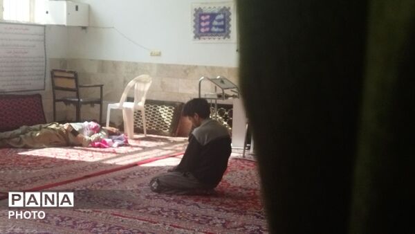 امامزاده عبدالله میزبان زائران خود در روز طبیعت شد 