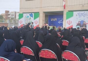 آیین نواختن زنگ آغاز سال تحصیلی در سمنان