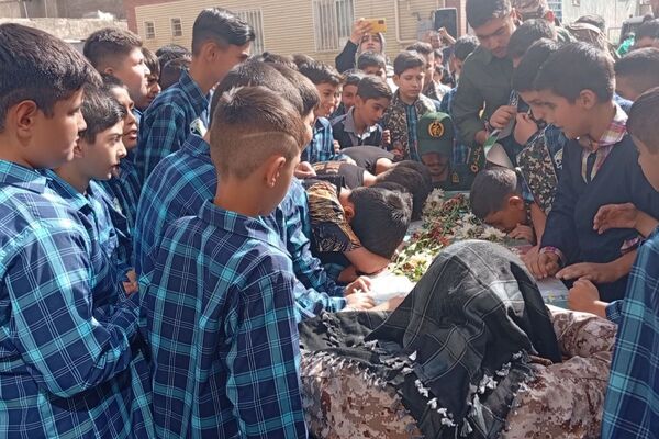 مدراس شهرستان قدس میزبان پرچم حرم امام حسین (ع) و شهید گمنام 