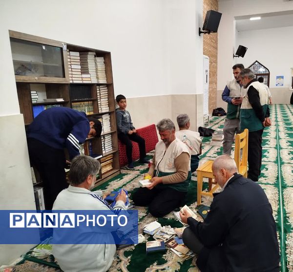 غبار روبی مسجد خاتم النبیین بیرجند به مناسبت فرا رسیدن ماه رمضان 