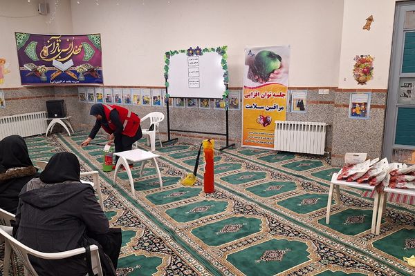 برگزاری کارگاه آموزشی «جشنواره سفیران» در دبستان شاهد ام البنین (س) ناحیه دو شهرری 