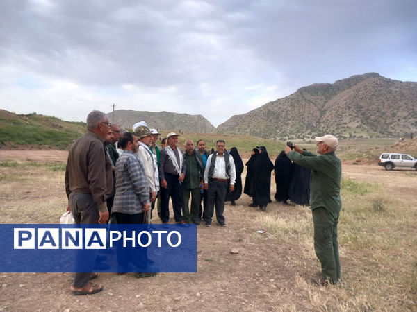 اعزام دانش‌آموزان بسیجی قم به اردوی راهیان نور غرب کشور