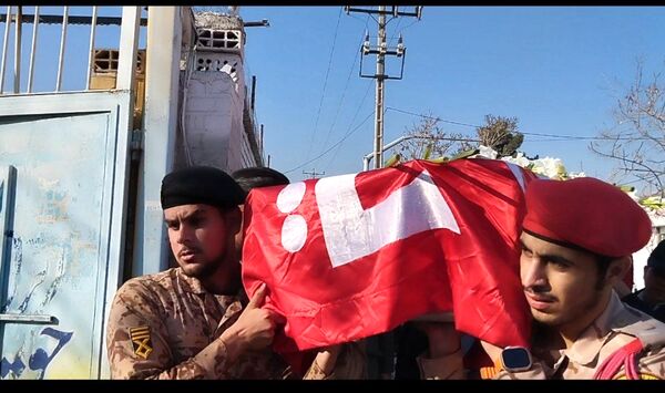 وداع با پیکر شهید گمنام در دبیرستان شهید عباسی یک مشهد