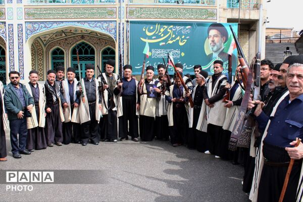 ‌حضور قوم بختیاری در تشییع شهید سجاد نادری