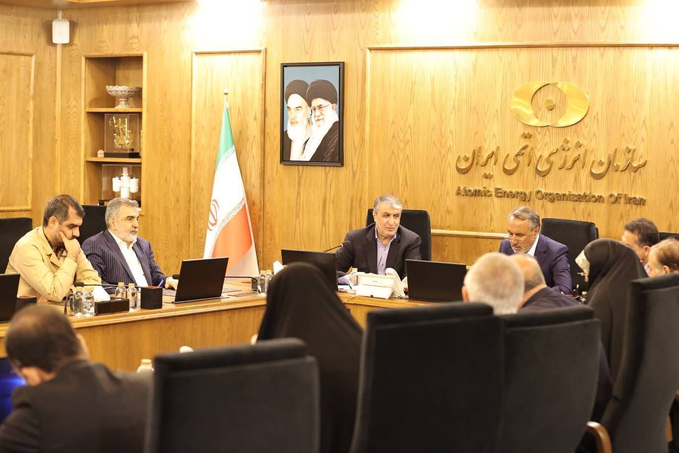 بررسی آخرین تحولات صنعت هسته‌ای در نشست مشترک مجلس و سازمان انرژی اتمی