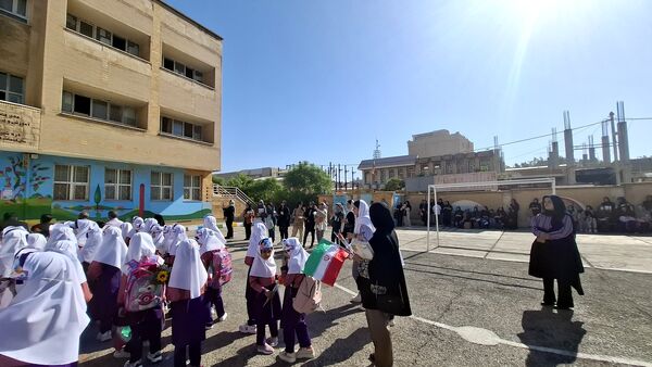 جشن شکوفه‌ها در شهرستان دره شهر
